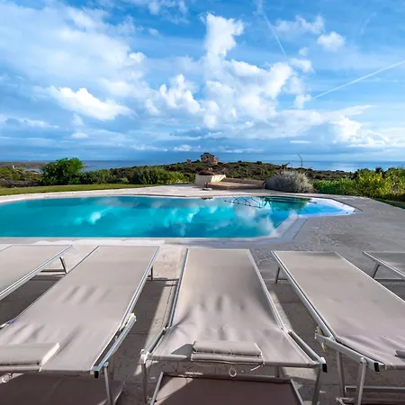 Lighthouse 6 - Villa