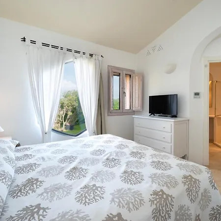 Lighthouse 6 - Villa